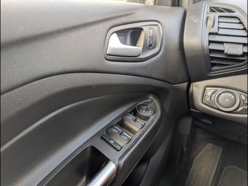 Used 2019 Ford Escape SE AWD/4WD image 19
