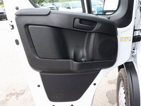 New 2026 RAM ProMaster 2500 w/ Convenience Group image 8