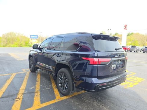 Used 2026 Toyota Sequoia Platinum image 6