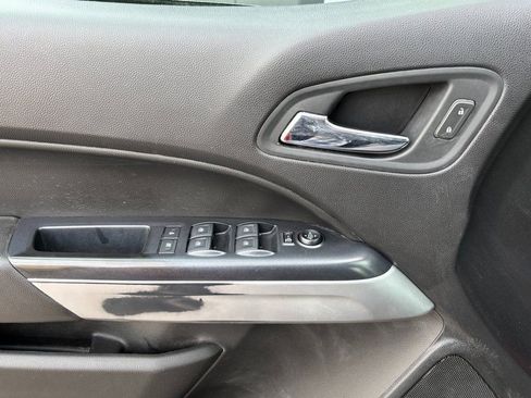 Used 2021 Chevrolet Colorado LT w/ LT Convenience Package AWD/4WD image 19