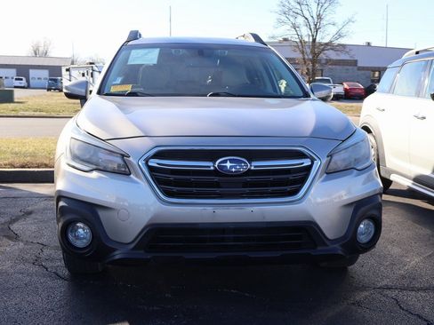 Used 2018 Subaru Outback 2.5i Limited image 5