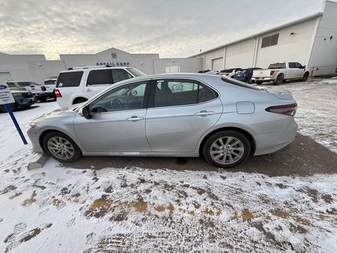 Used 2023 Toyota Camry LE image 6