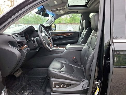 Used 2018 Cadillac Escalade Premium Luxury AWD/4WD image 15