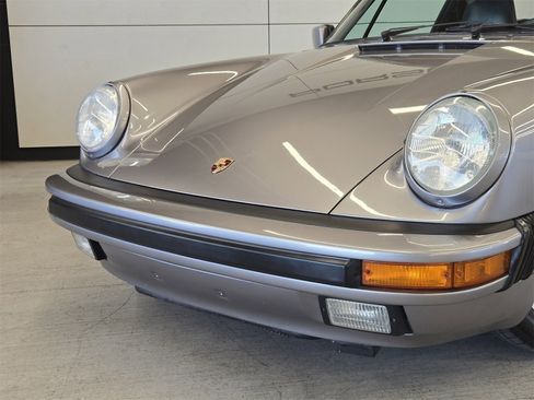 Used 1987 Porsche 911 Carrera image 27