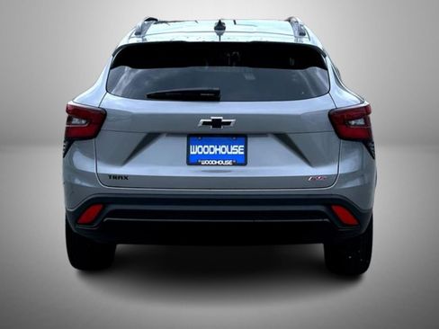 New 2025 Chevrolet Trax RS w/ Sunroof Package image 6