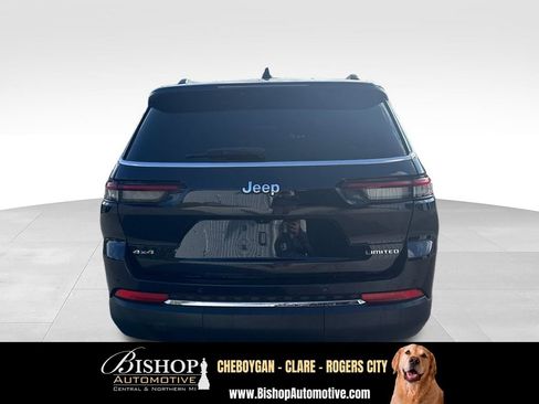 Used 2023 Jeep Grand Cherokee L Limited AWD/4WD image 10