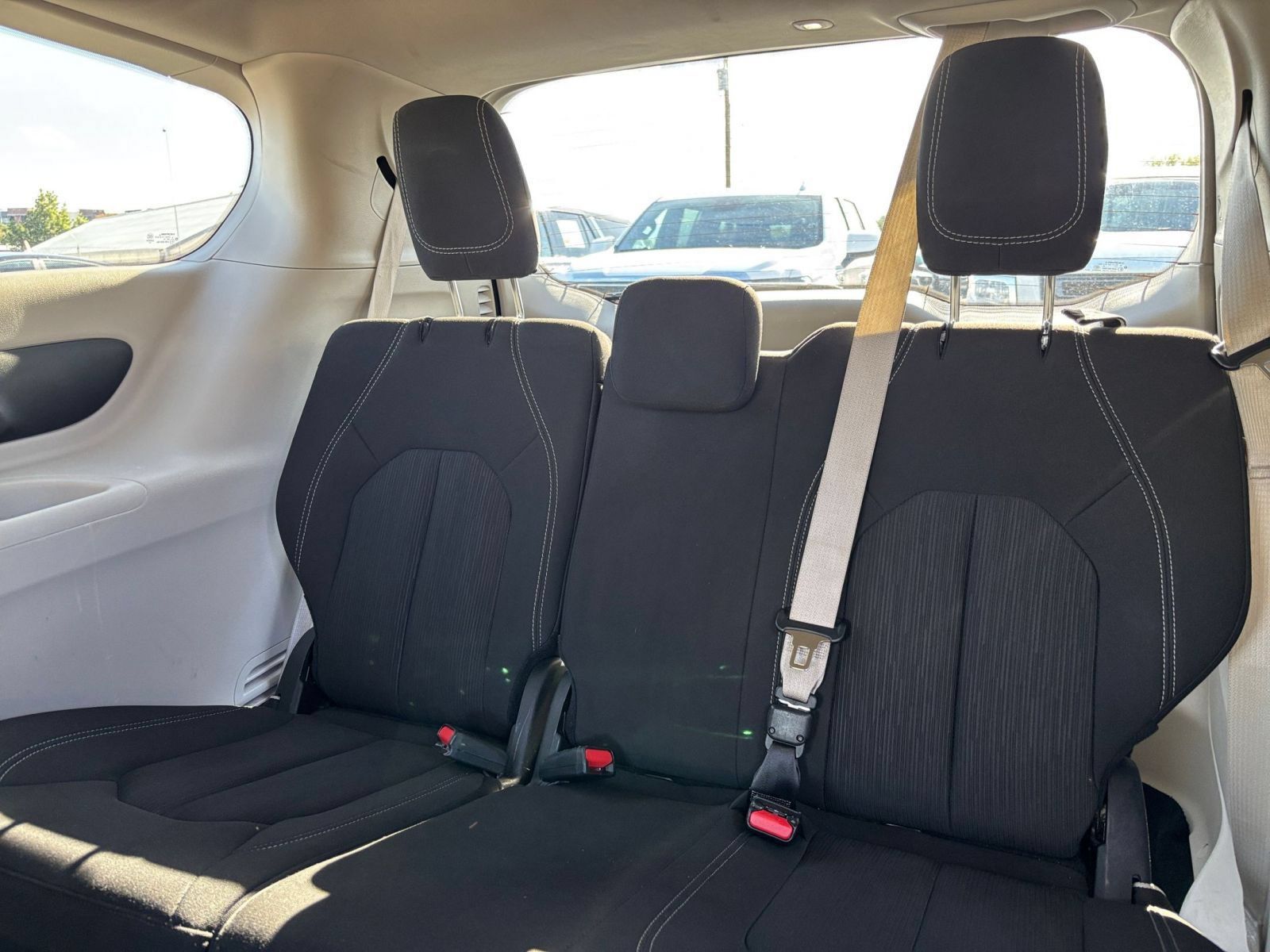Used 2024 Chrysler Voyager LX FWD image 30