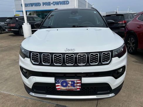 Used 2025 Jeep Compass Limited AWD/4WD image 15