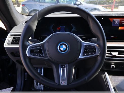 Used 2023 BMW i4 eDrive40 w/ M Sport Package image 10