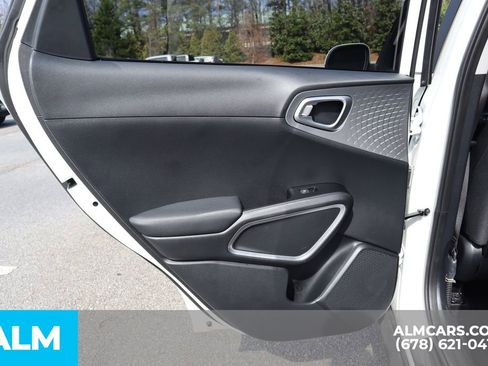 Used 2024 Kia Soul LX w/ Option Group 015 image 19