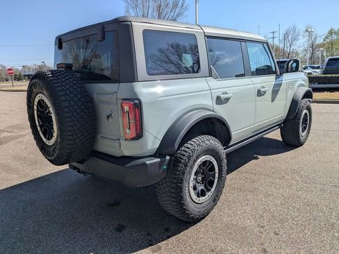 Used 2023 Ford Bronco Outer Banks w/ Sasquatch Package image 6