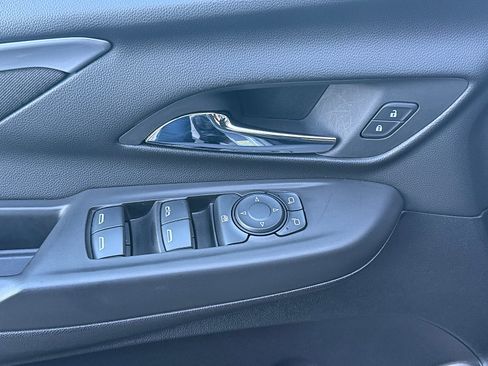 Used 2023 Chevrolet Bolt LT image 22