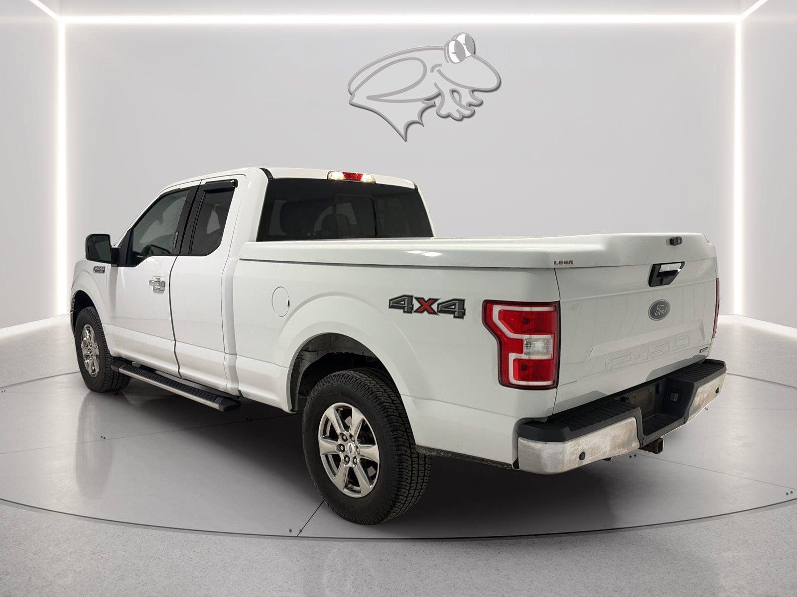 Used 2020 Ford F150 XLT w/ Equipment Group 302A Luxury AWD/4WD image 3