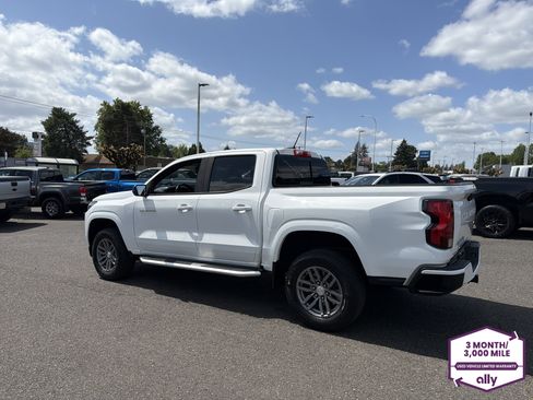 Used 2023 Chevrolet Colorado LT w/ LT Convenience Package RWD image 3