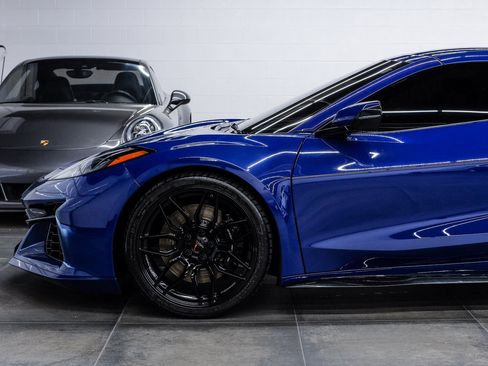 Used 2025 Chevrolet Corvette Z06 w/ Battery Protection Package image 19