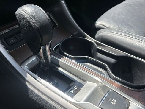 Used 2021 Subaru Ascent Touring image 26