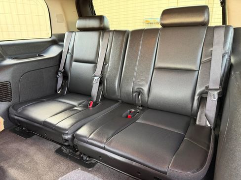 Used 2013 Chevrolet Tahoe LTZ image 28