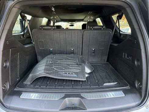 Used 2023 GMC Yukon XL Denali w/ Denali Reserve Package image 26