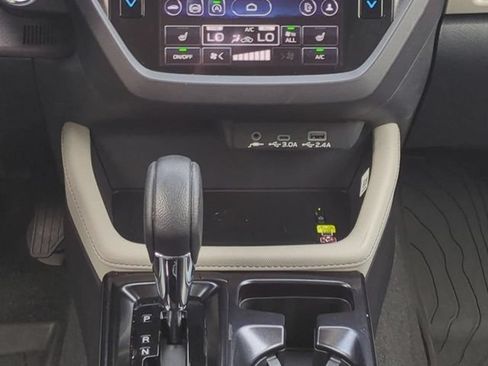 Used 2026 Subaru Forester Premium AWD/4WD image 21