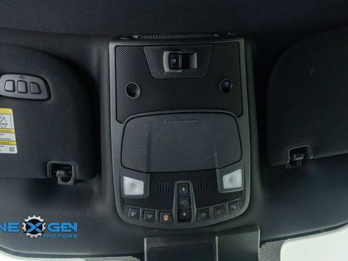 Used 2020 Ford F150 Lariat w/ Equipment Group 502A Luxury AWD/4WD image 18