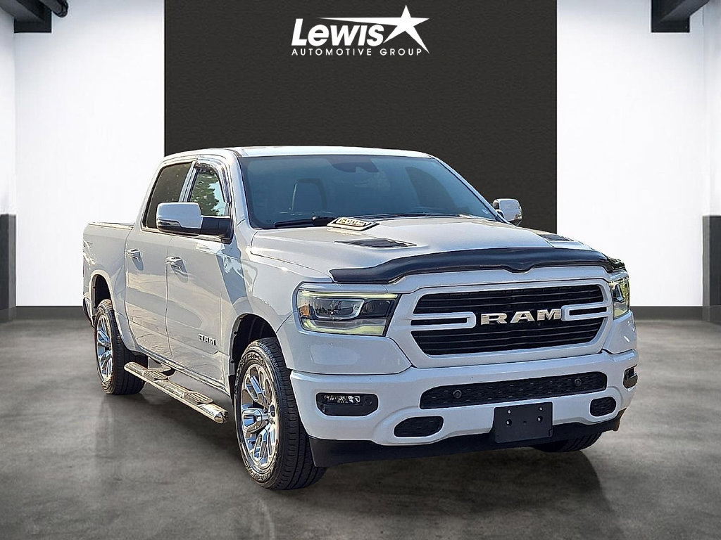 Used 2023 RAM 1500 Laramie AWD/4WD image 6