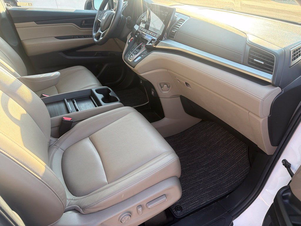 Certified 2024 Honda Odyssey EX-L image 32