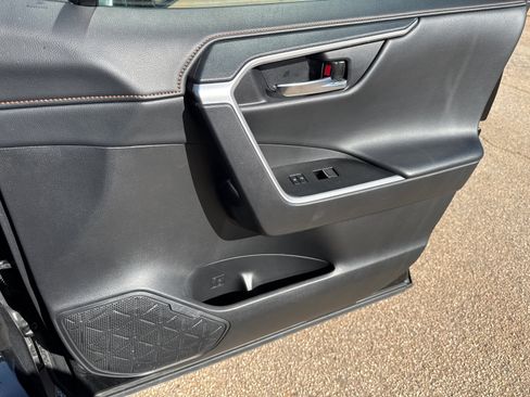 Used 2024 Toyota RAV4 Adventure image 14