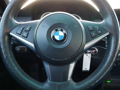 Used 2007 BMW 530xi Sedan image 25
