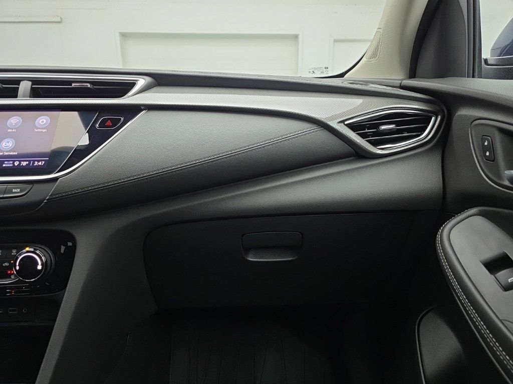 Used 2023 Buick Encore GX Preferred w/ Cold Weather Comfort Package AWD/4WD image 38