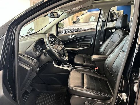 Used 2019 Ford EcoSport Titanium AWD/4WD image 9