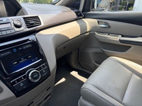 Used 2014 Honda Odyssey Touring image 22