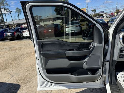 Used 2021 Ford F150 XLT w/ Equipment Group 301A Mid image 12