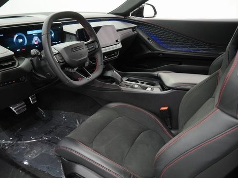 Used 2025 Dodge Charger R/T Scat Pack w/ Track Pack image 19