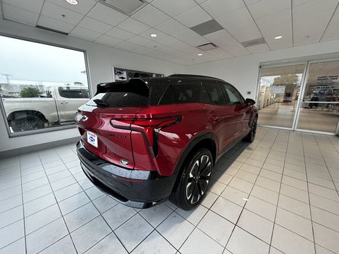 Used 2026 Chevrolet Blazer EV RS w/ Super Cruise Package AWD/4WD image 7
