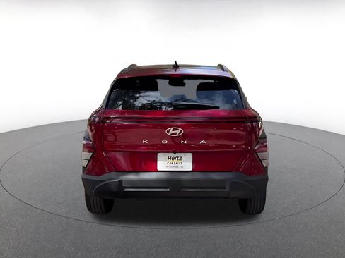 Used 2025 Hyundai Kona SEL image 11