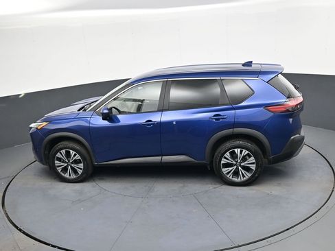 Used 2023 Nissan Rogue SV image 31
