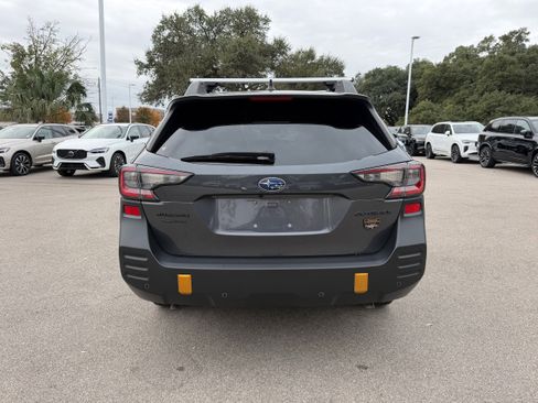 Used 2022 Subaru Outback Wilderness image 5