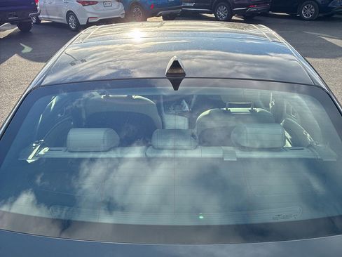 Used 2023 Genesis G70 3.3T w/ Sport Advanced Package image 10