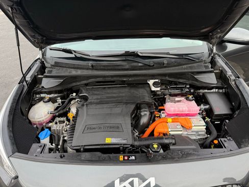 Used 2022 Kia Niro LXS image 25