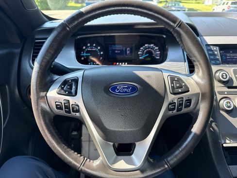 Used 2015 Ford Taurus SEL AWD/4WD image 19