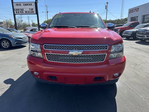 Used 2008 Chevrolet Avalanche LTZ w/ LTZ Preferred Equipment Group RWD image 2