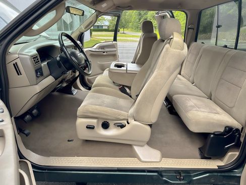 Used 2003 Ford F250 XLT AWD/4WD image 18