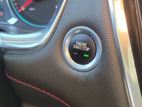 Used 2023 Chevrolet Traverse RS AWD/4WD image 12
