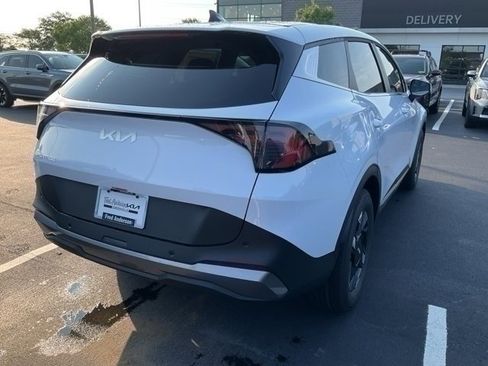 New 2026 Kia Sportage LX w/ LX Convenience Package image 24