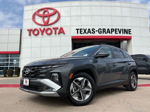 Used 2025 Hyundai Tucson SEL image 2