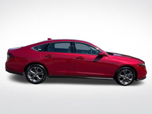 Used 2023 Honda Accord EX image 6