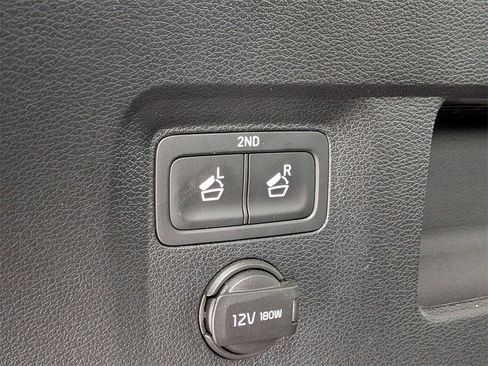 Used 2023 Kia Telluride S image 10