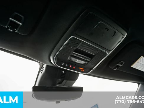 Used 2024 Chevrolet Traverse RS image 67