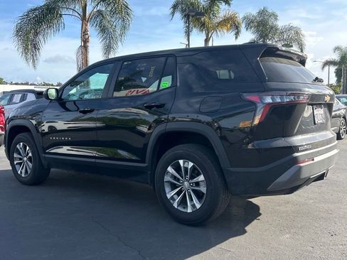 Used 2025 Chevrolet Equinox LT FWD image 6