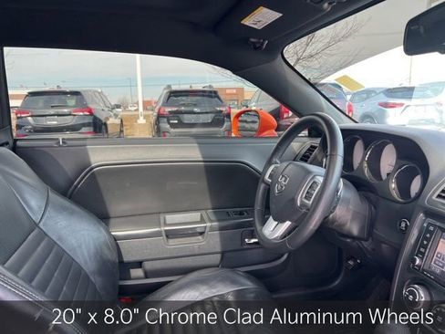 Used 2014 Dodge Challenger SXT Plus image 32